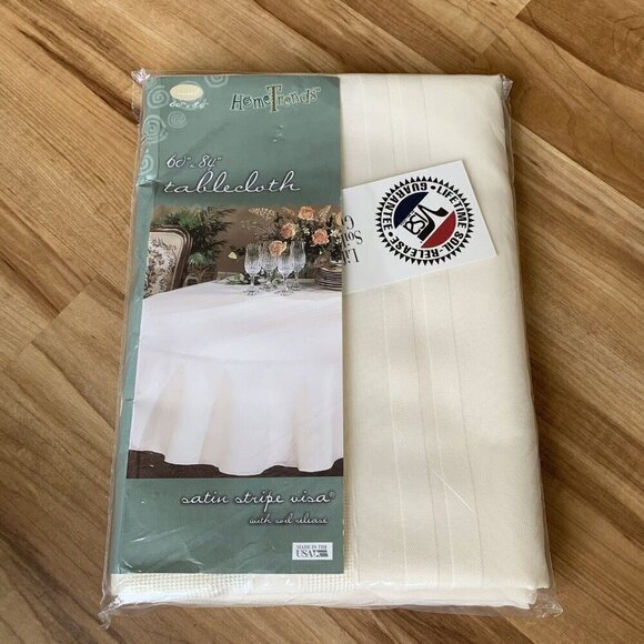 Tablecloth Hometrends Select Satin Stripe Visa Bone Color 60 x 84 Oval New - Picture 2 of 11